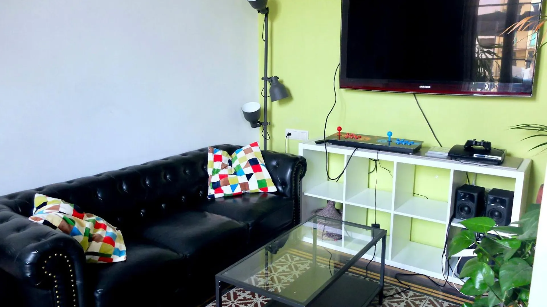 Fabrizzio'S Petit Hostel Barcelona