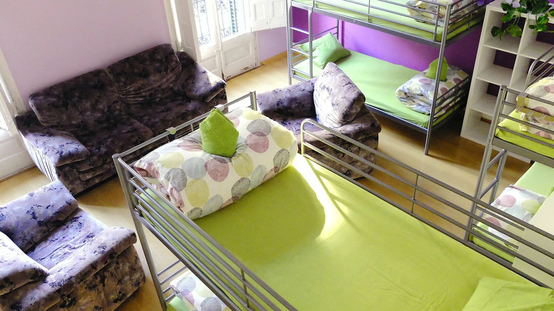 Fabrizzio'S Petit Hostel Barcelona