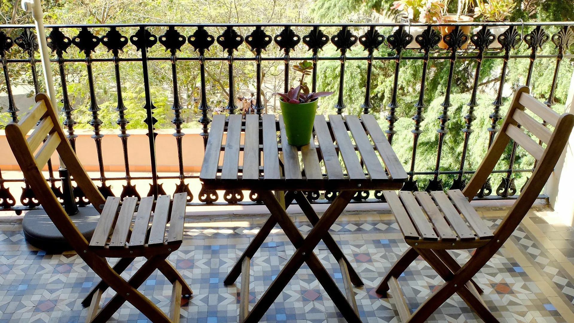 Fabrizzio'S Petit Hostel Barcelona Spain