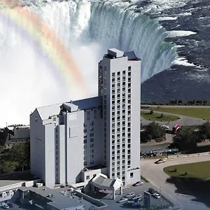 oakes-overlooking-the-falls.niagara-fallshotels.com/