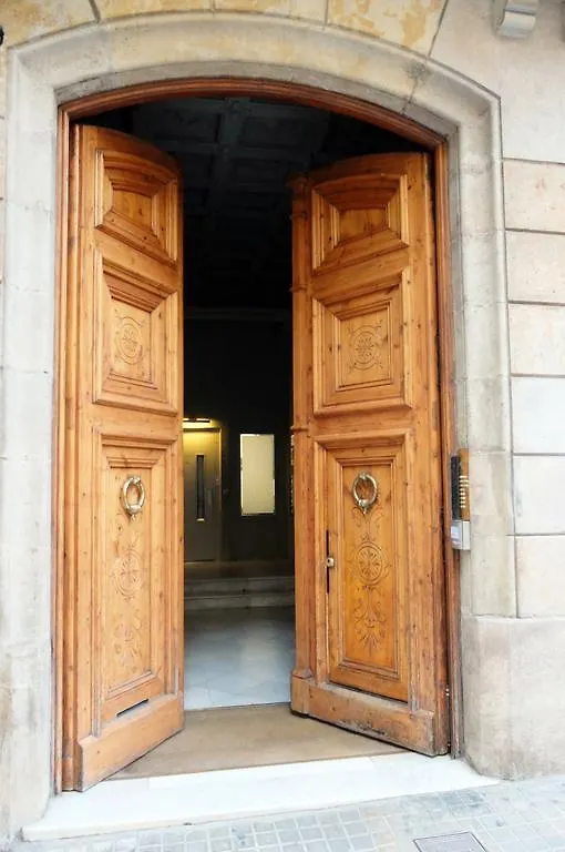 Fabrizzio'S Petit Vandrarhem Barcelona