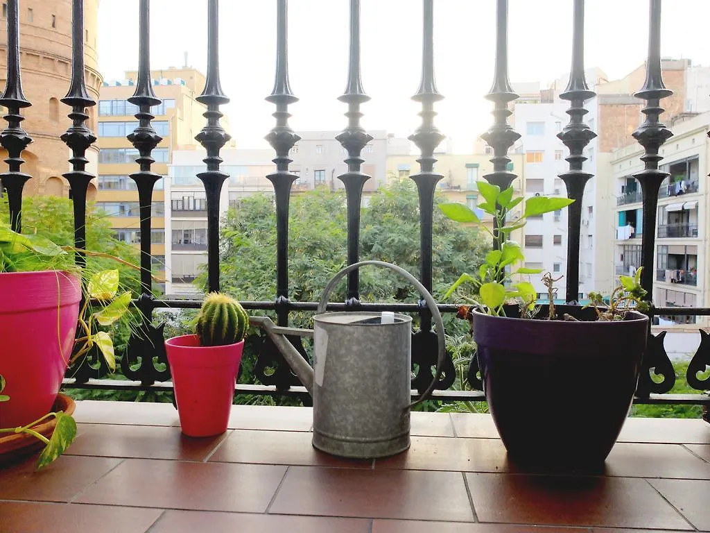 Fabrizzio'S Petit Vandrarhem Barcelona