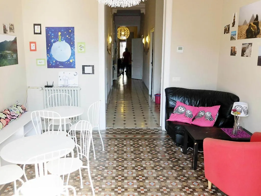 Fabrizzio'S Petit Vandrarhem Barcelona